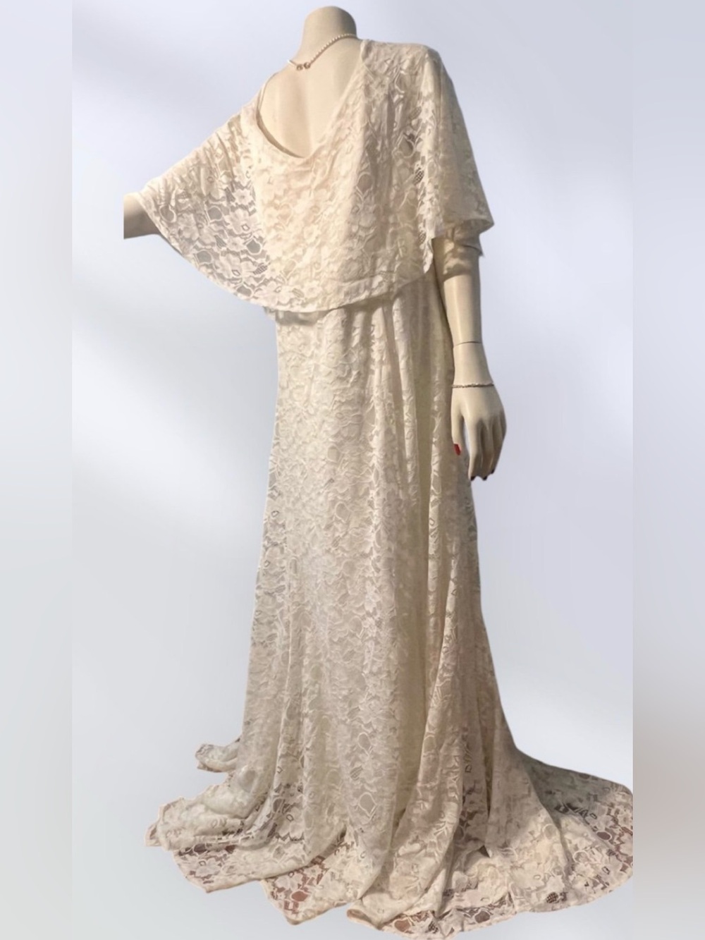 Torrid Wedding Dress  Ivory Lace, Off the Shoulder, Full Length w Train
Size  22